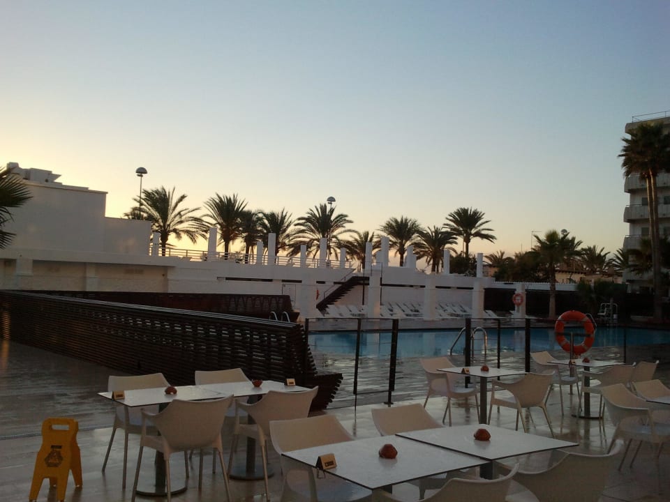 Pool Iberostar Waves Bahia de Palma