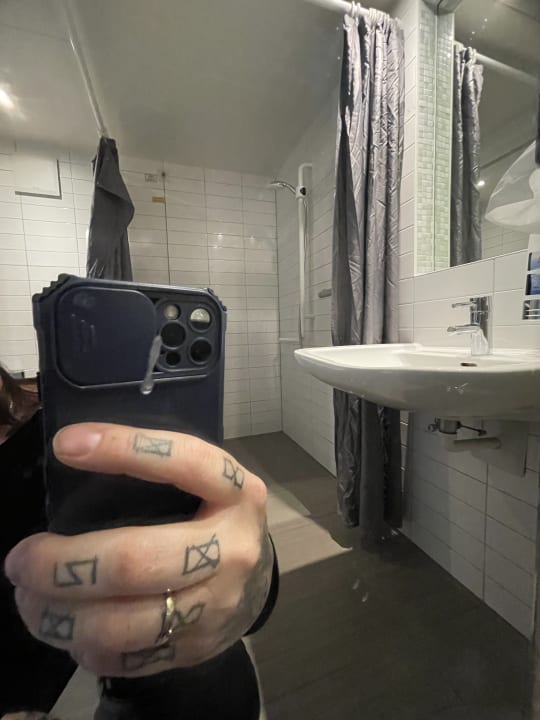 Zimmer MEININGER Hotel Berlin Hauptbahnhof