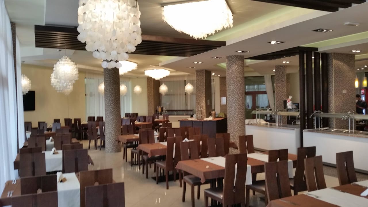 Golden Line Hotel - Restaurant Aparthotel Golden Line