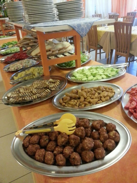 Antipasto a buffet di verdure crude e cotte Hotel Prestige Rimini