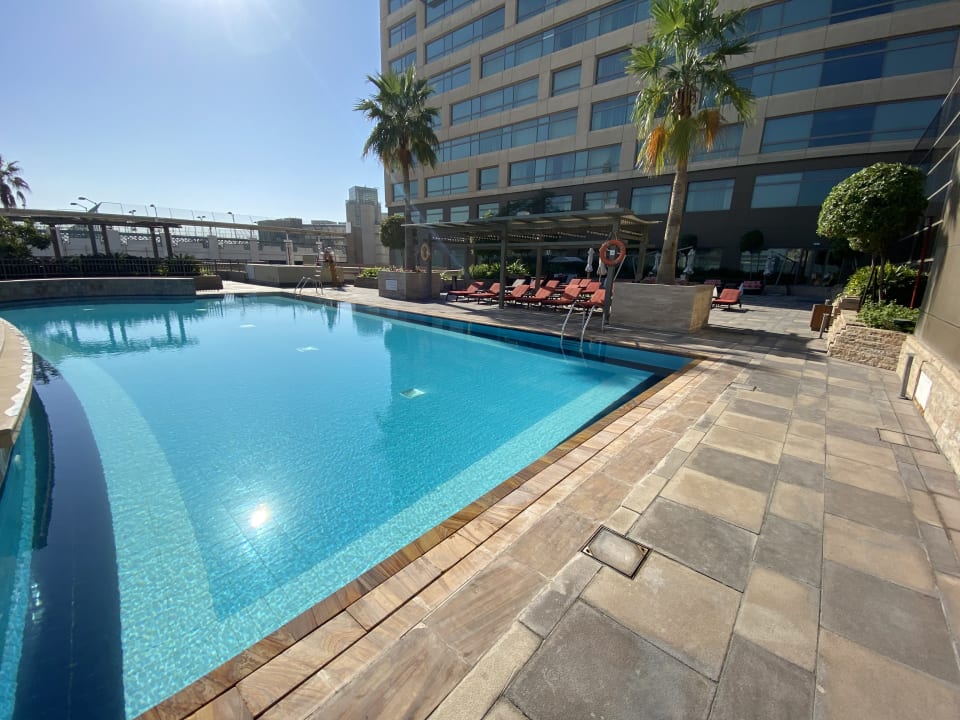 Pool Swissotel Al Ghurair Dubai