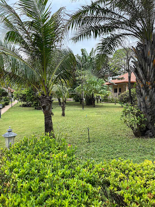 Gartenanlage Ao Thai Resort