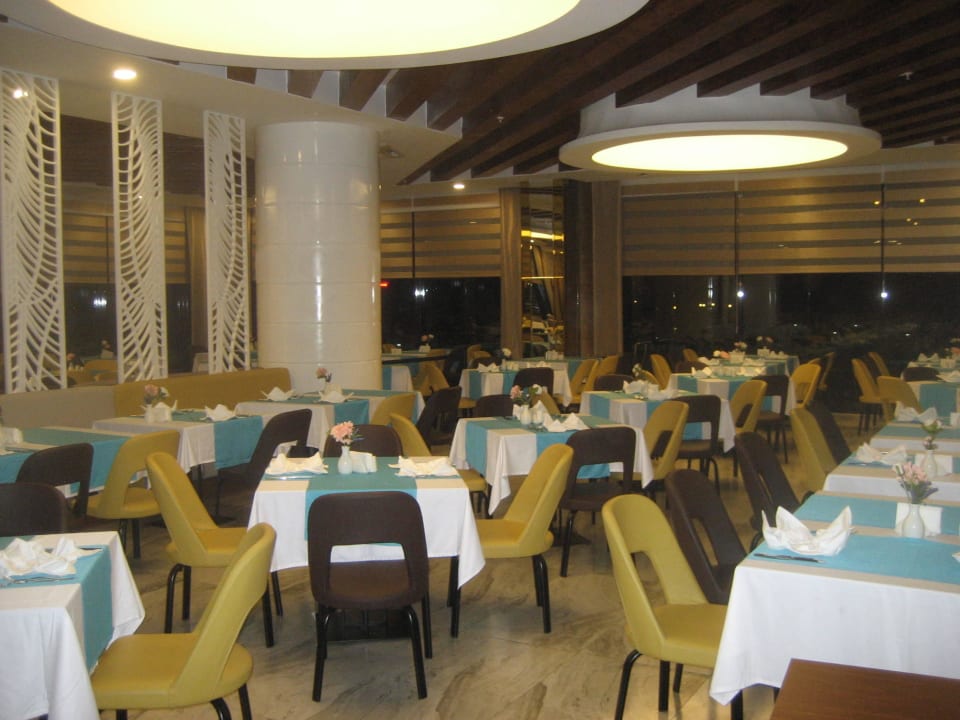 Restaurant & Büffet Glamour Resort & Spa