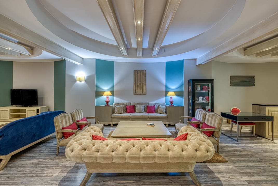 Lobby Virgen de los Reyes Hotel by Senator