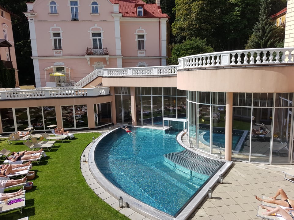 Pool Falkensteiner Spa Resort Marienbad
