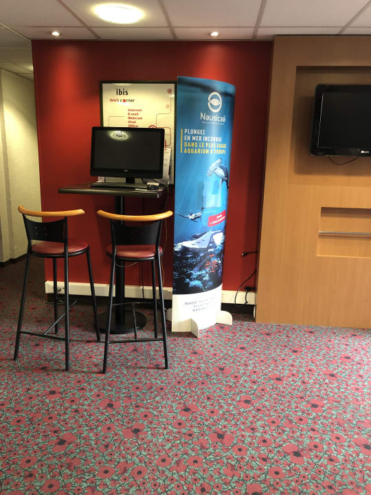 Lobby ibis Hotel Laon