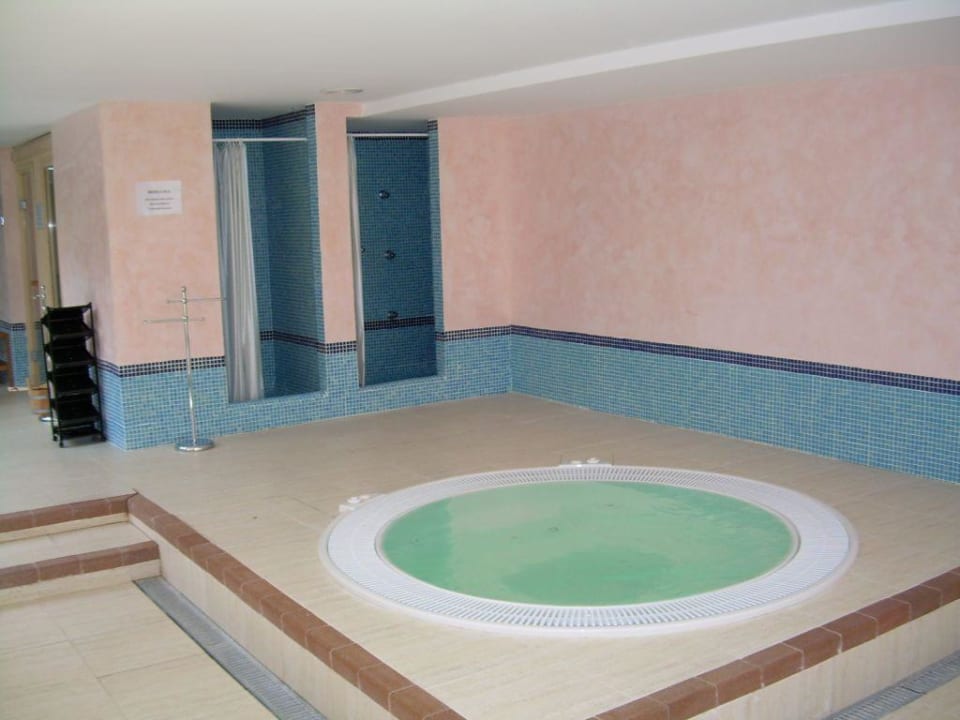 Wellnessbereich mit Wirlpool Hotel Mariant Park