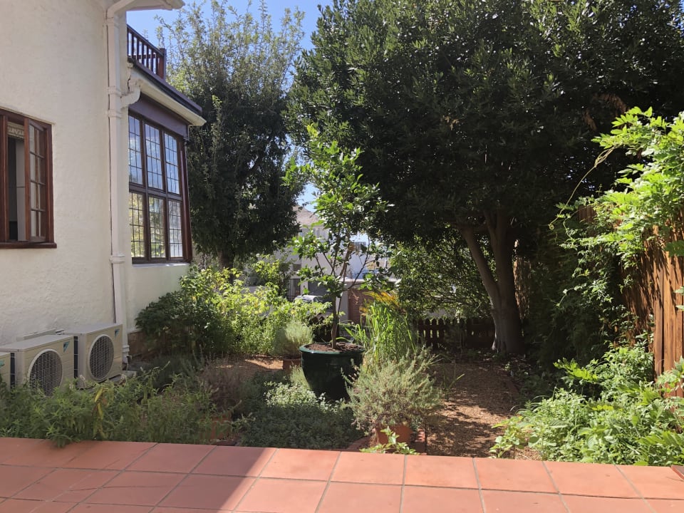 Gartenanlage Hotel Acorn House