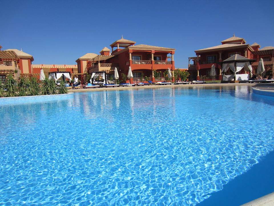 Einer der vielen Pools Pickalbatros Alf Leila Wa Leila Resort - Neverland Hurghada