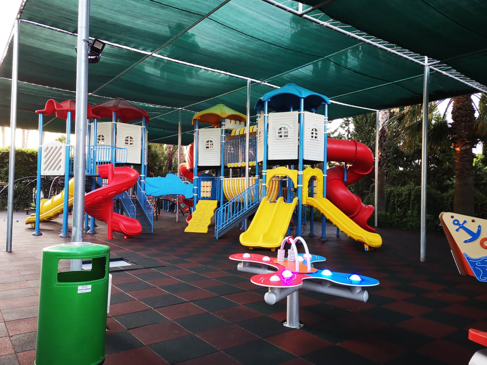 Sport & Freizeit Club Grand Side