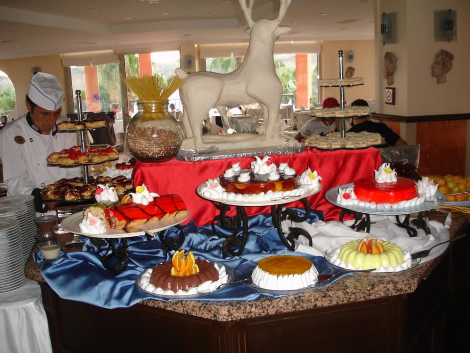 Dessert Royal Atlantis Beach Hotel