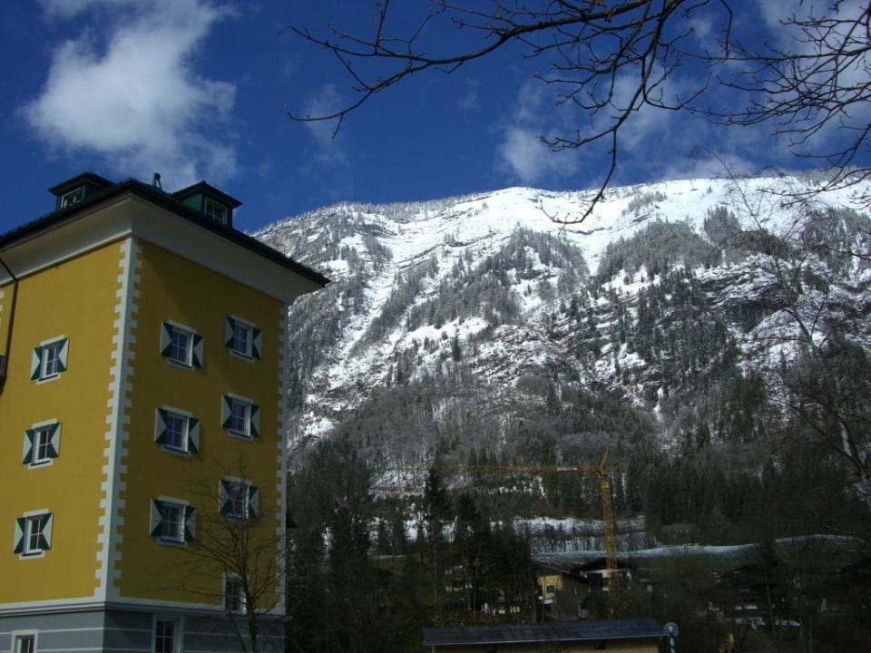 Neubau mit Blick nach Westen POST Family Resort
