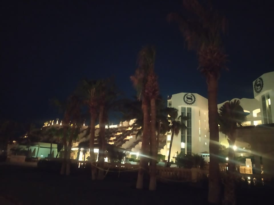 Außenansicht Sheraton Sharm Hotel, Resort, Villas & Spa