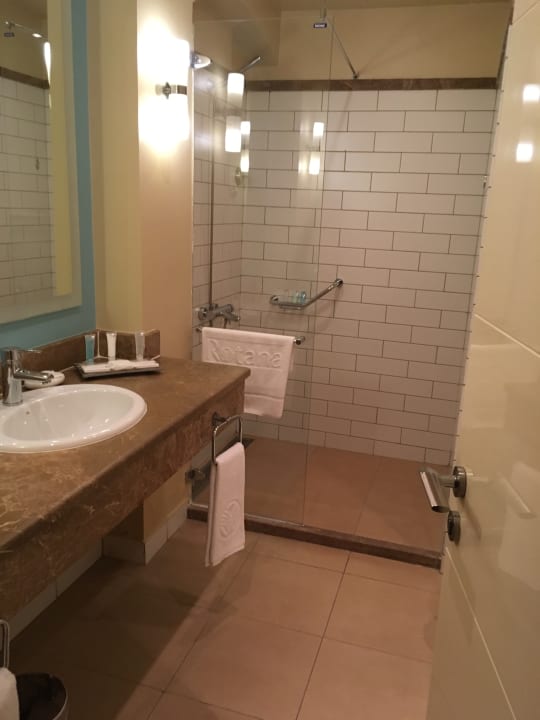Zimmer The Cove Rotana Resort