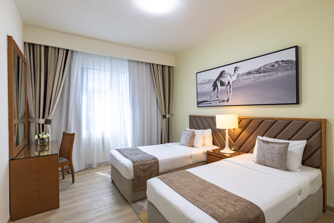 Zimmer Golden Sands Hotel Apartments