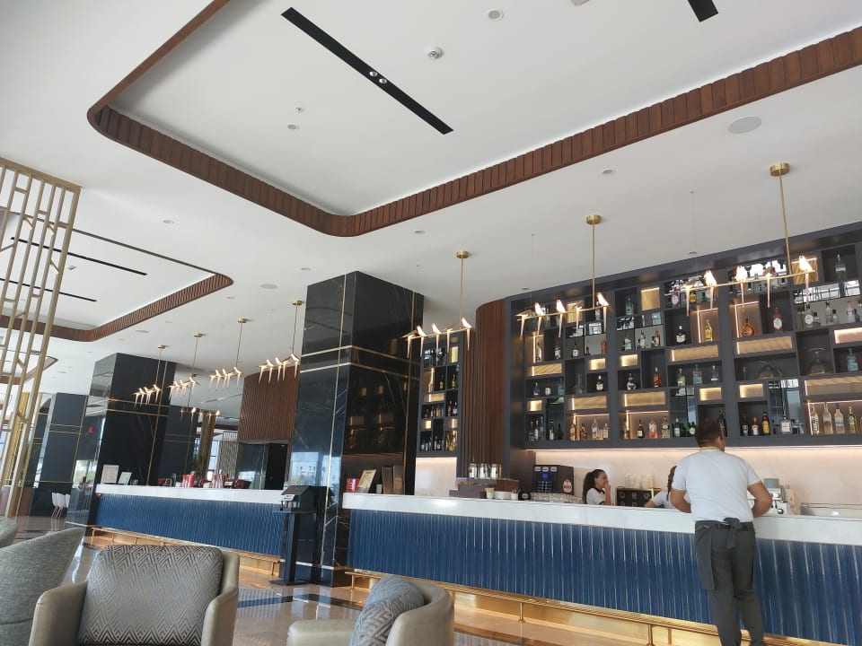 Gastro Hotel Miracle Resort