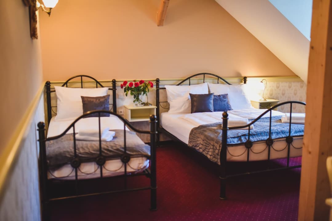 Zimmer Zámek Kamenný dvůr