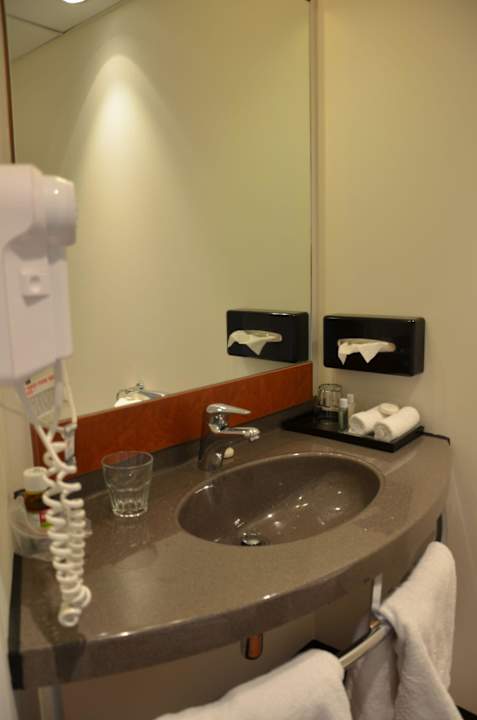 Kúpeľňa - umývadlo ibis Christchurch Hotel