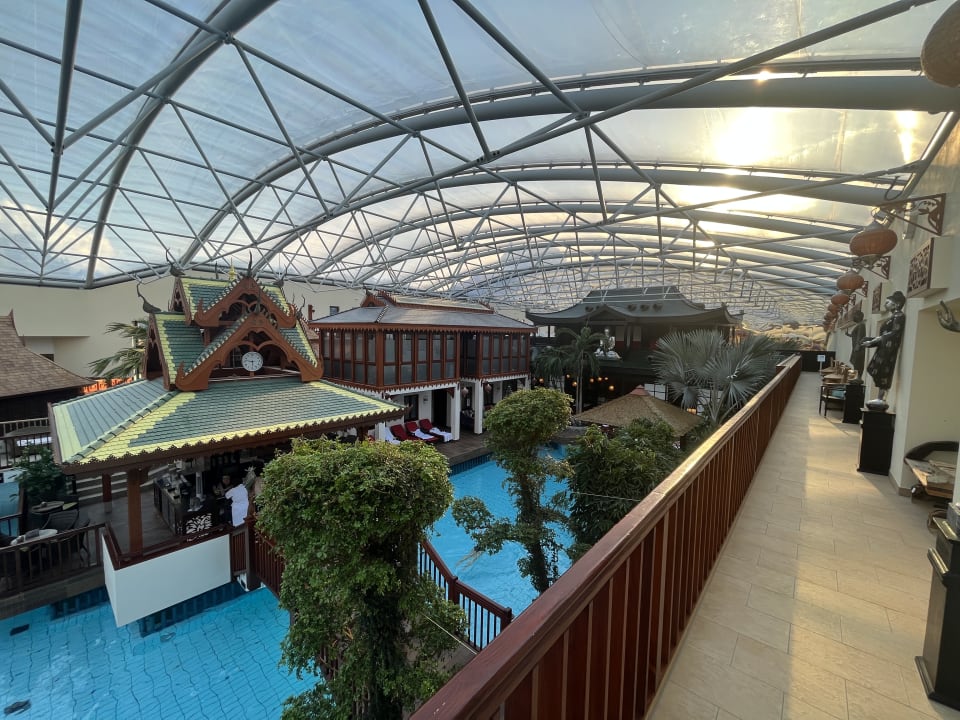 Pool Sieben Welten Hotel & Spa Resort