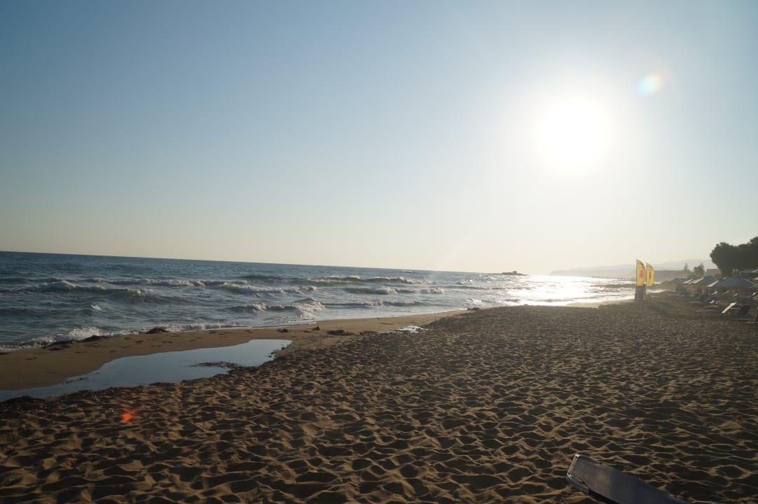 Strand Kernos Beach Hotel & Bungalows