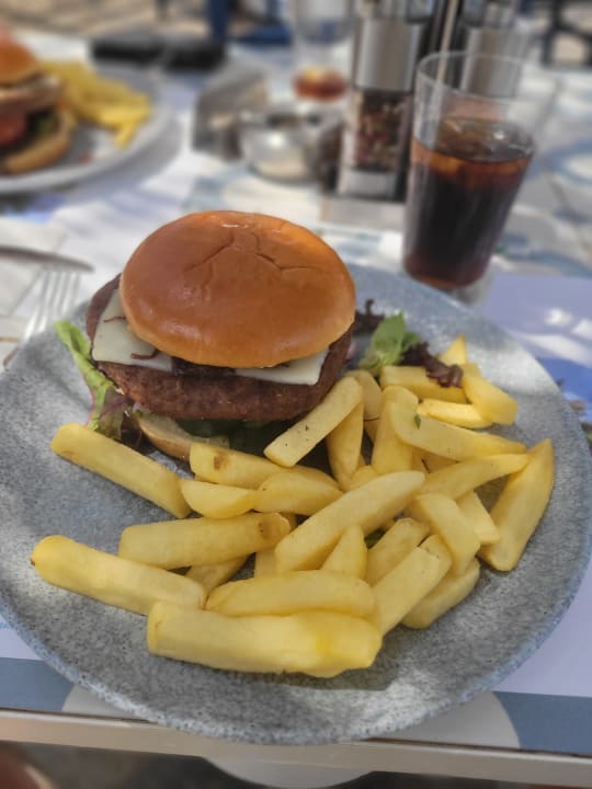 Gastro Crystal Springs Beach Hotel