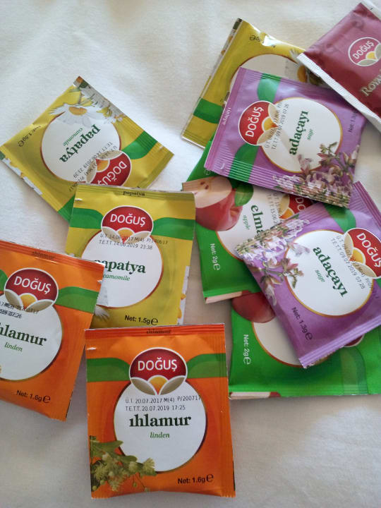 Auch im Zimmer Tee und Kaffee  Kamelya Selin Hotel