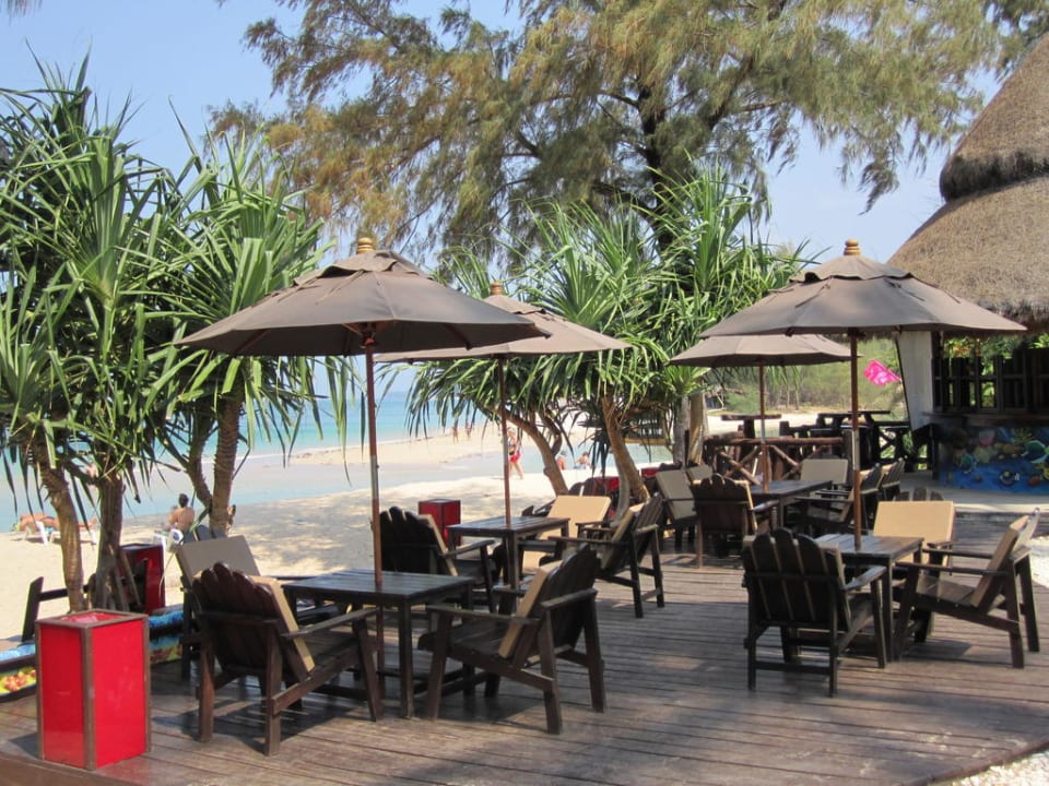 Bar und Restaurant Hotel Lanta Castaway Resort