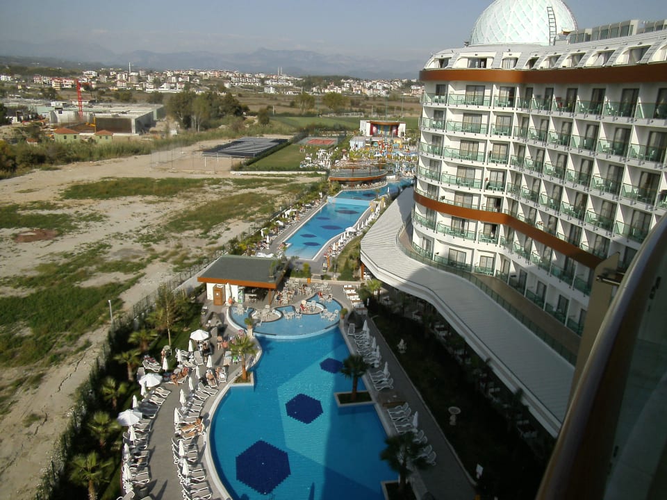 Von unserem Balkon Richtung Hotel Dream World Aqua Hotel