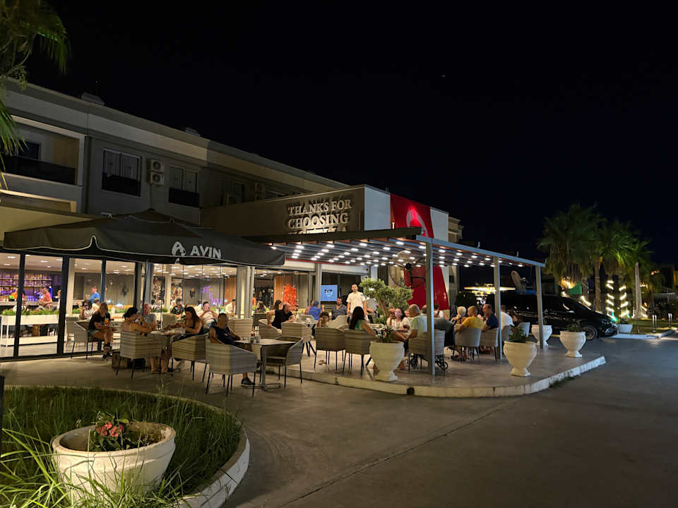 Außenansicht Hotella Resort & Spa