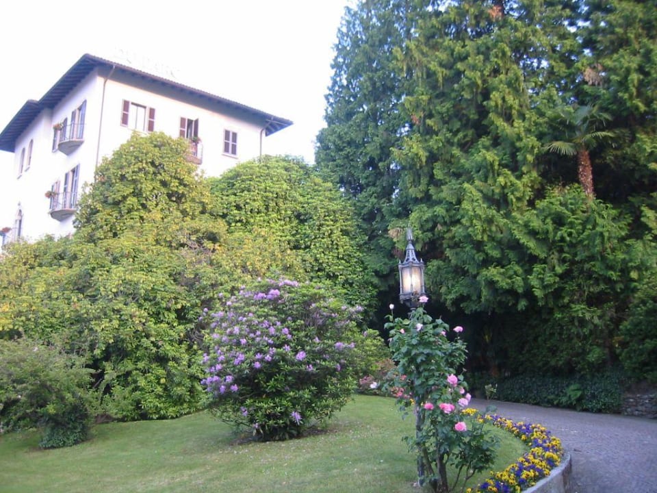 Auffahrt zum Hotel Hotel Du Parc