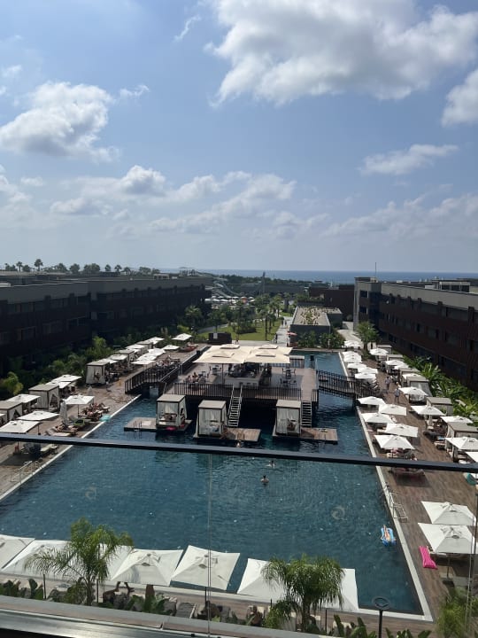 Pool Jacaranda Luxury Resort