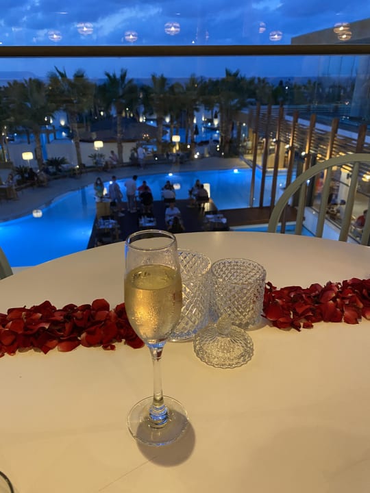 Gastro Stella Island Luxury Resort & Spa