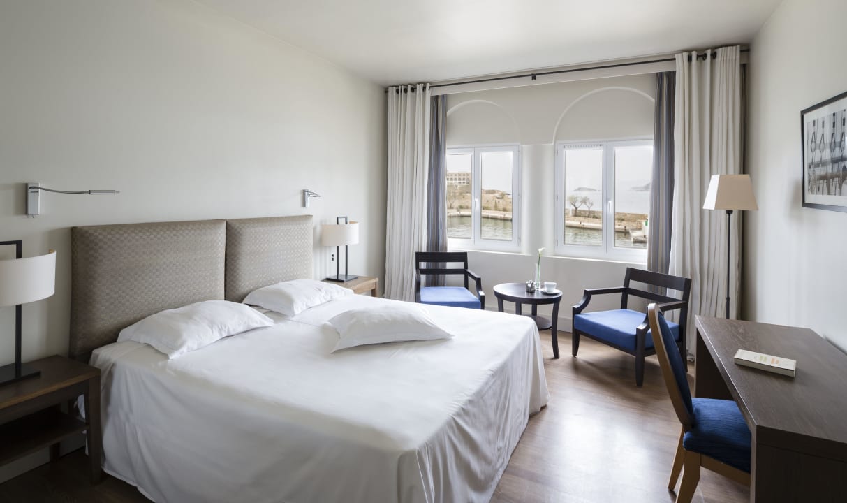 Chambre annexe Le Palais Delos Hotel Ile de Bendor