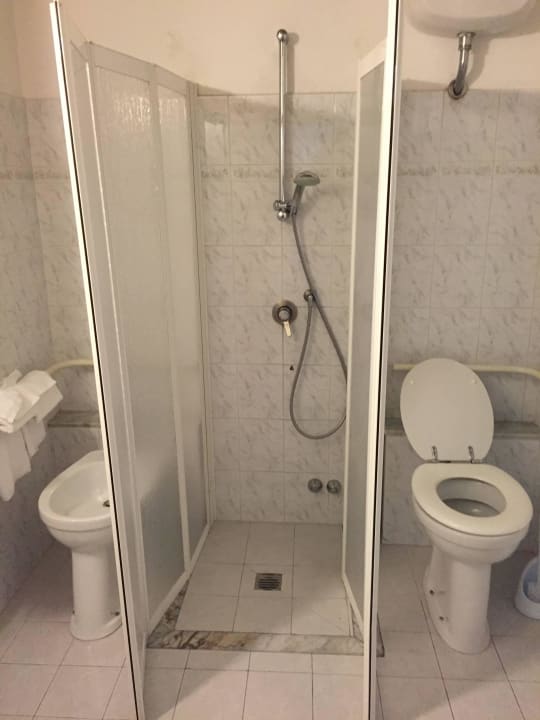 Bad Hotel Delle Nazioni