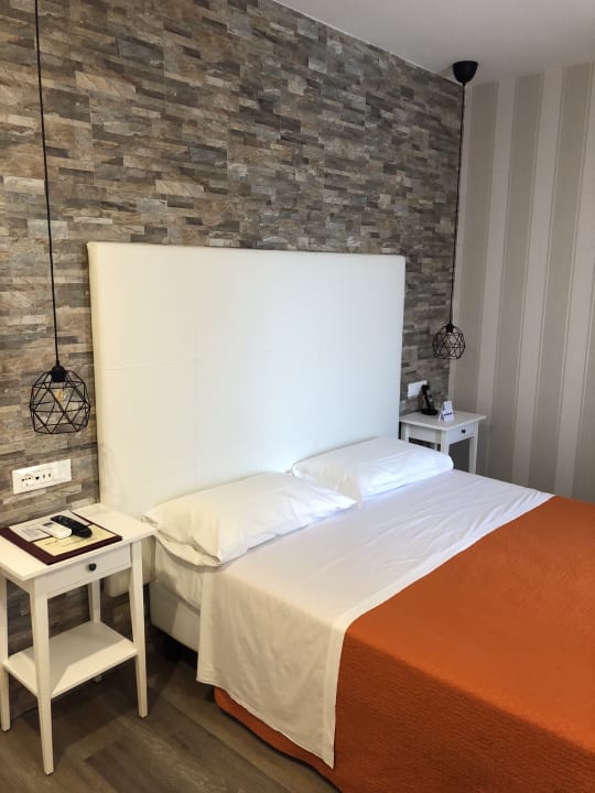 Zimmer Hotel Blue Marine