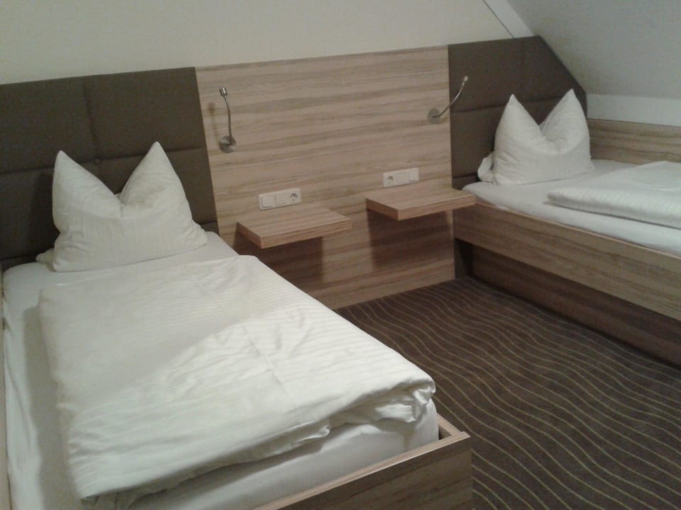 Zwei-Bett-Zimmer Hotel Straßhof