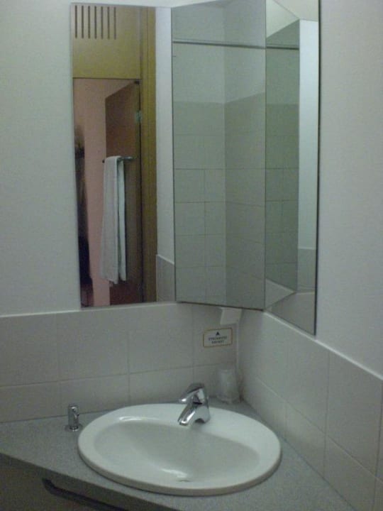 Dusche Hotel Orange Wings Krems