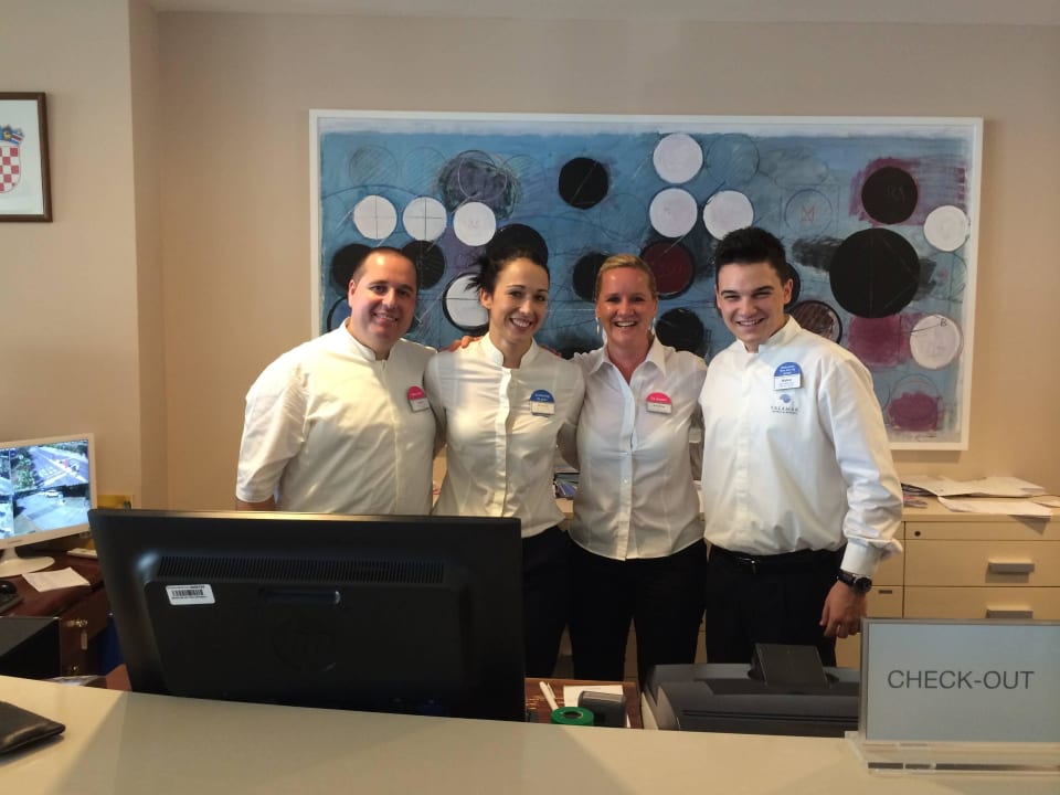 Kompetentes Rezeptionsteam Valamar Parentino Hotel
