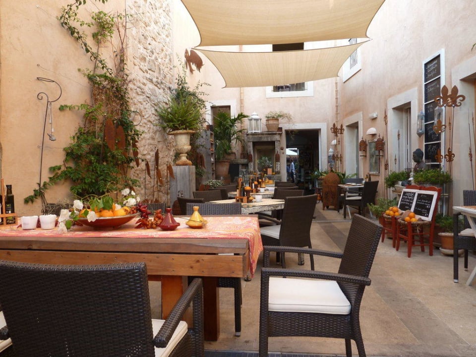 Patio Stadthotel Santanyi