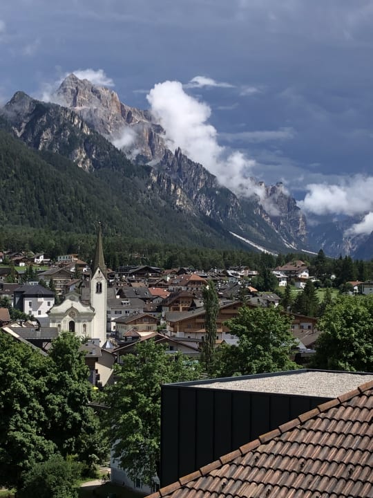 Ausblick Excelsior Dolomites Life Resort