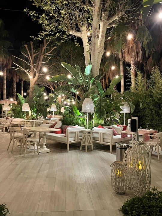 Gastro Hotel Miramare Beach