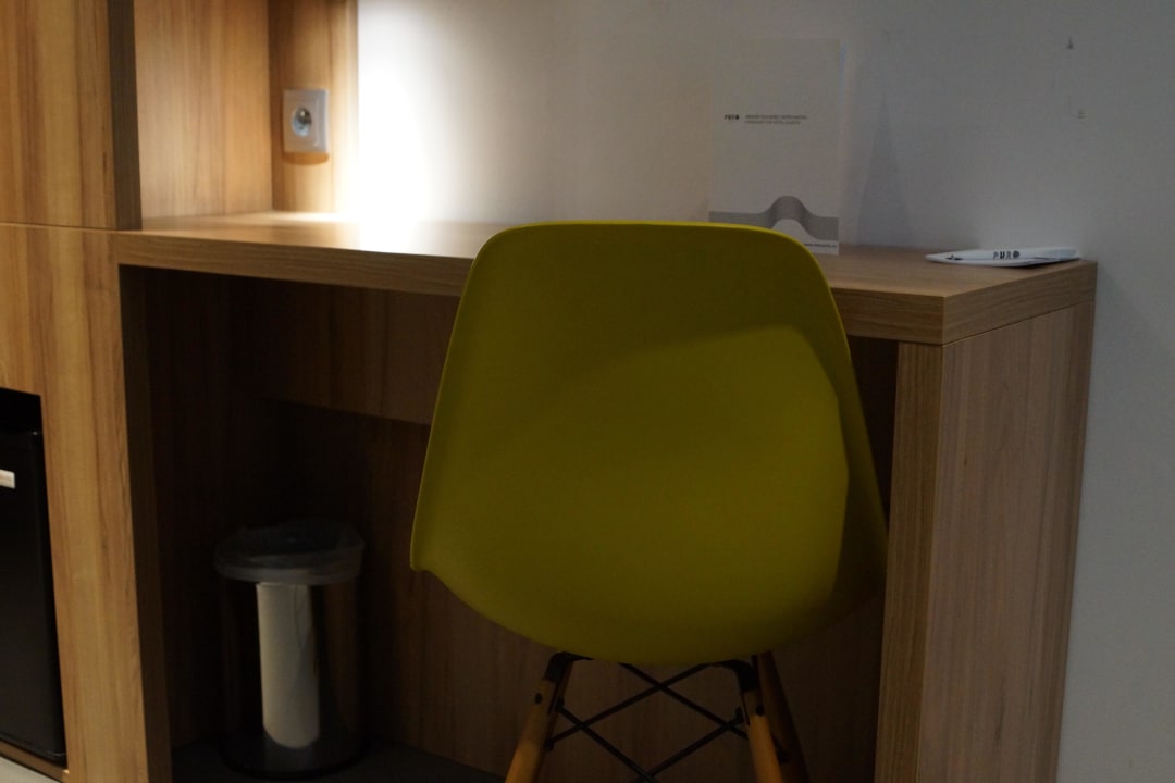 Schreibtisch PURO Kraków Stare Miasto