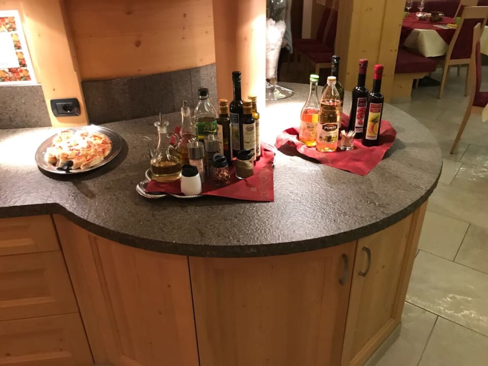 Dressing Hotel Tirol Natural Idyll