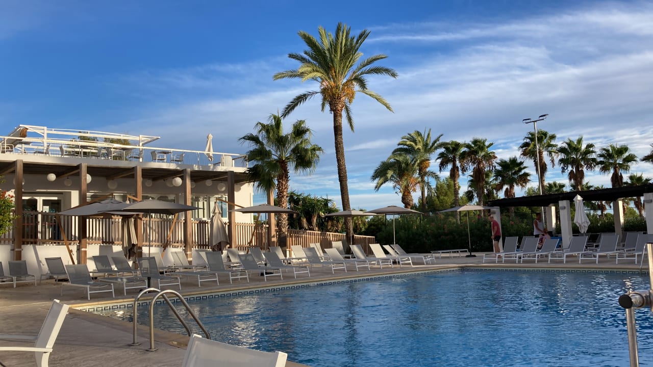 Pool Cala Llenya Resort Ibiza