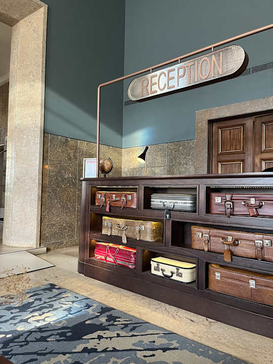 Lobby The Editory Riverside Hotel, an Historic Hotel