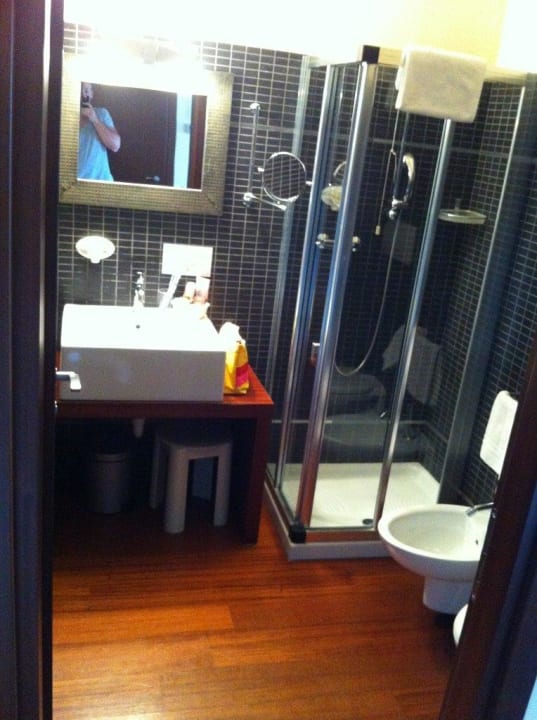 Modernes, sauberes Bad Garda Hotel Forte Charme