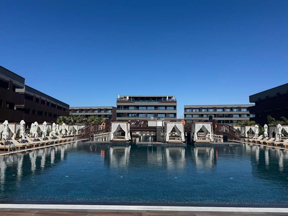 Außenansicht Jacaranda Luxury Resort