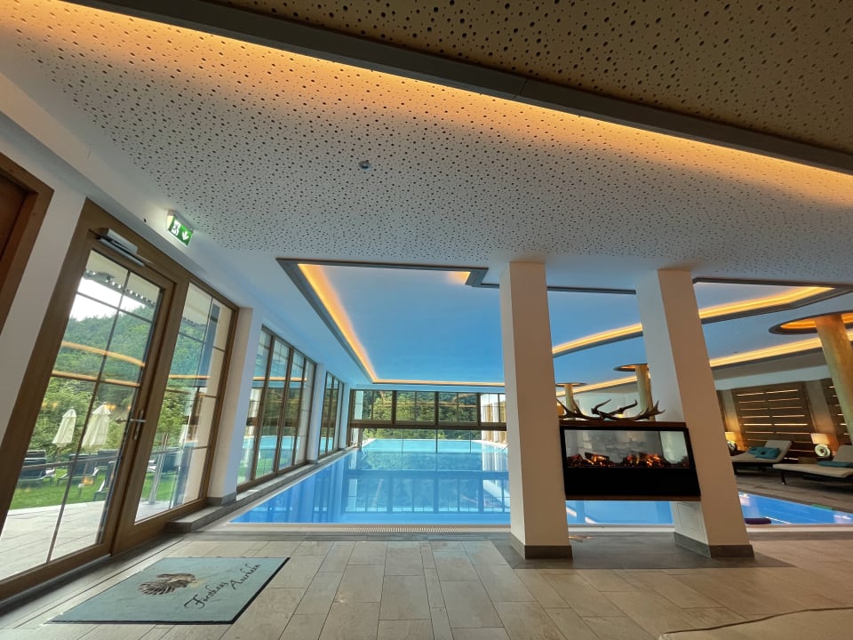 Pool Wellnesshotel Forsthaus Auerhahn