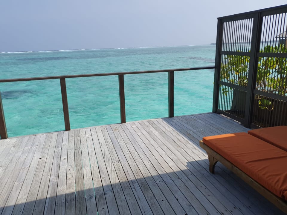 Zimmer Meeru Maldives Resort Island