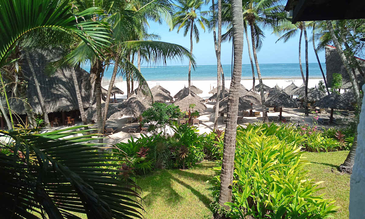 Ausblick Hotel Pinewood Beach Resort & Spa